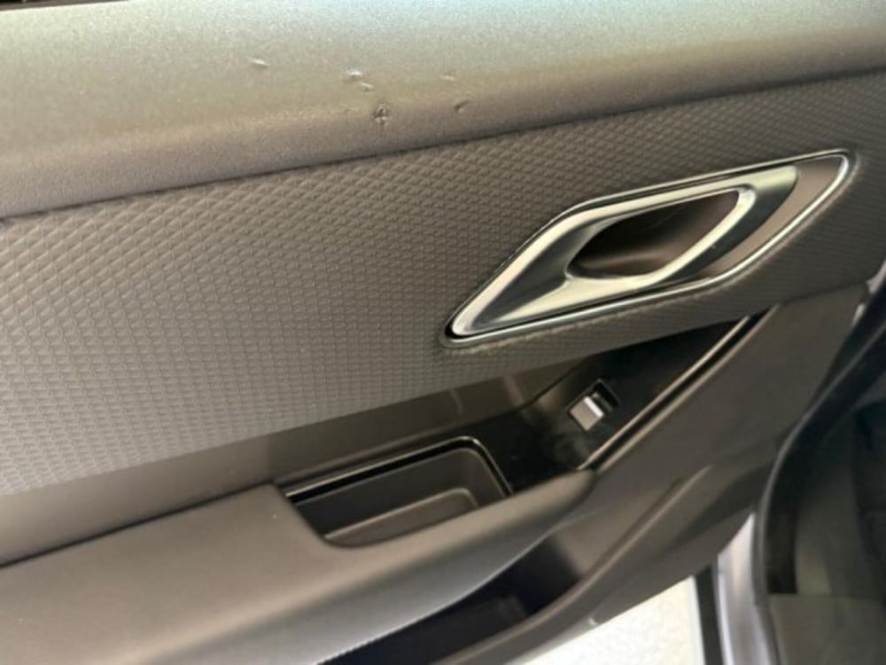 Land Rover Range Rover Velar usata a Trapani (17)