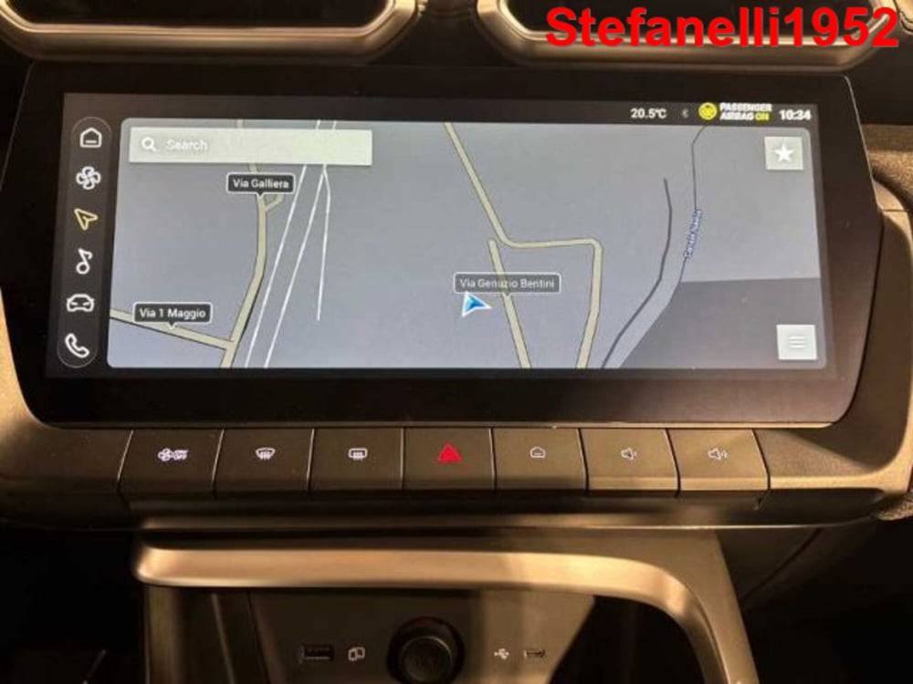 Mg ZS EV nuova a Bologna (17)