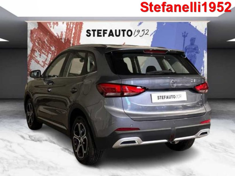 Mg ZS EV nuova a Bologna (5)