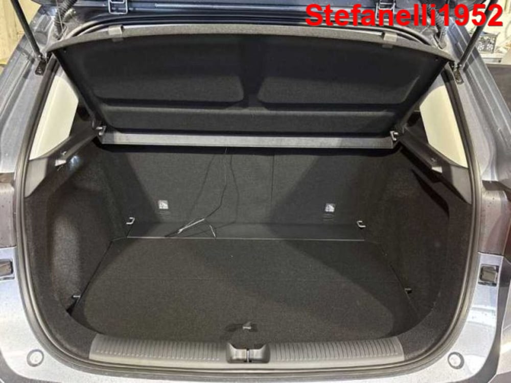 Mg ZS EV nuova a Bologna (7)