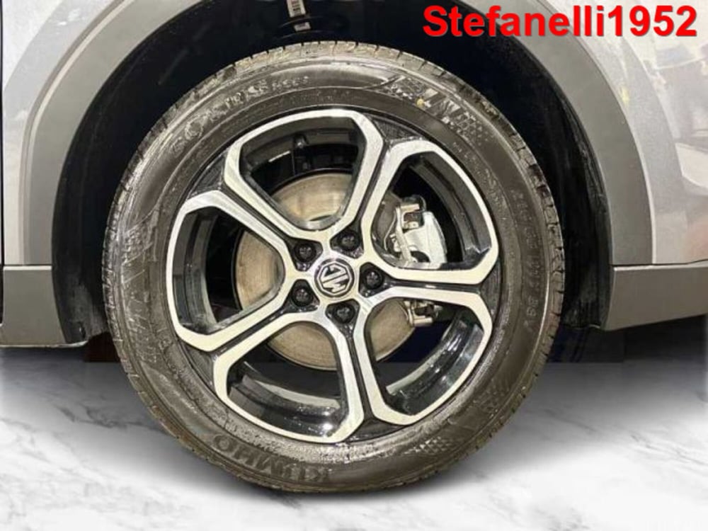 Mg ZS EV nuova a Bologna (8)