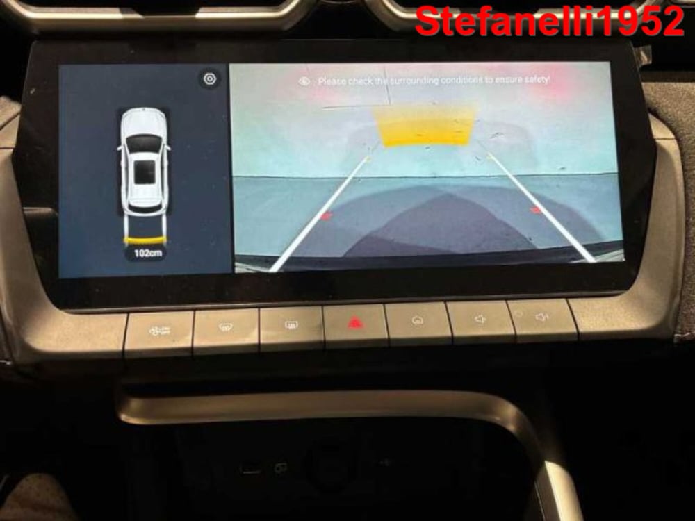 Mg ZS EV nuova a Bologna (12)