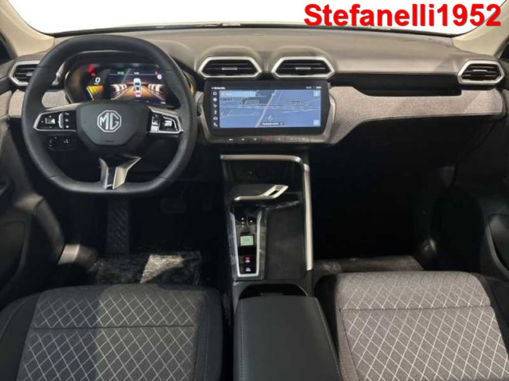 Mg ZS EV nuova a Bologna (13)