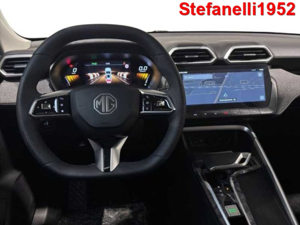 Mg ZS EV nuova a Bologna (14)