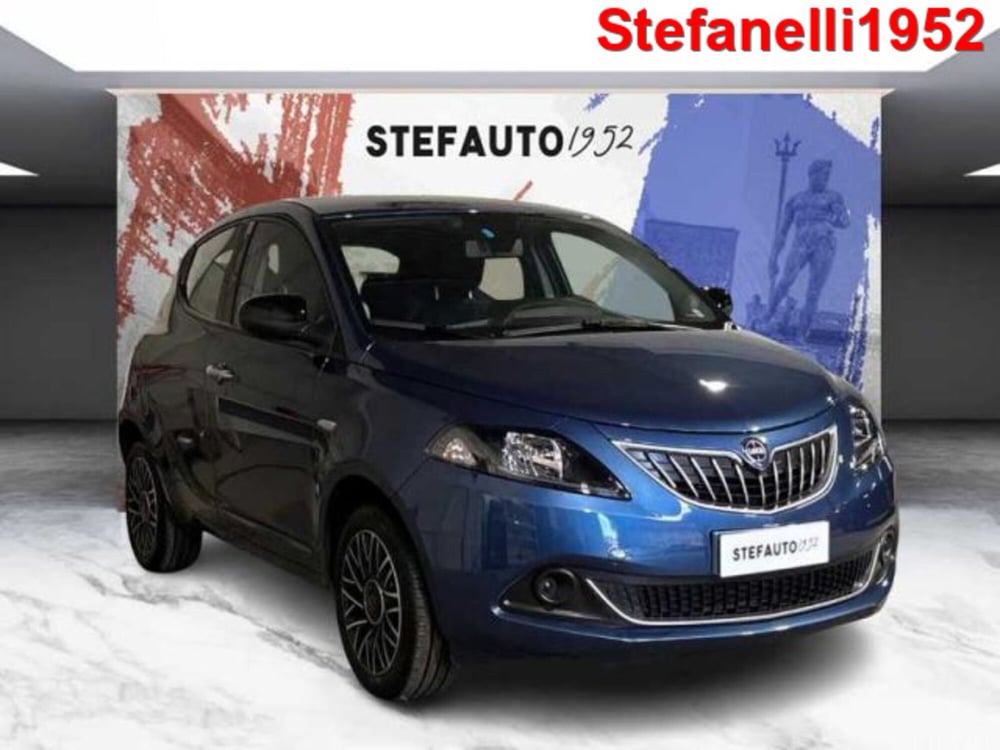 Lancia Ypsilon usata a Bologna