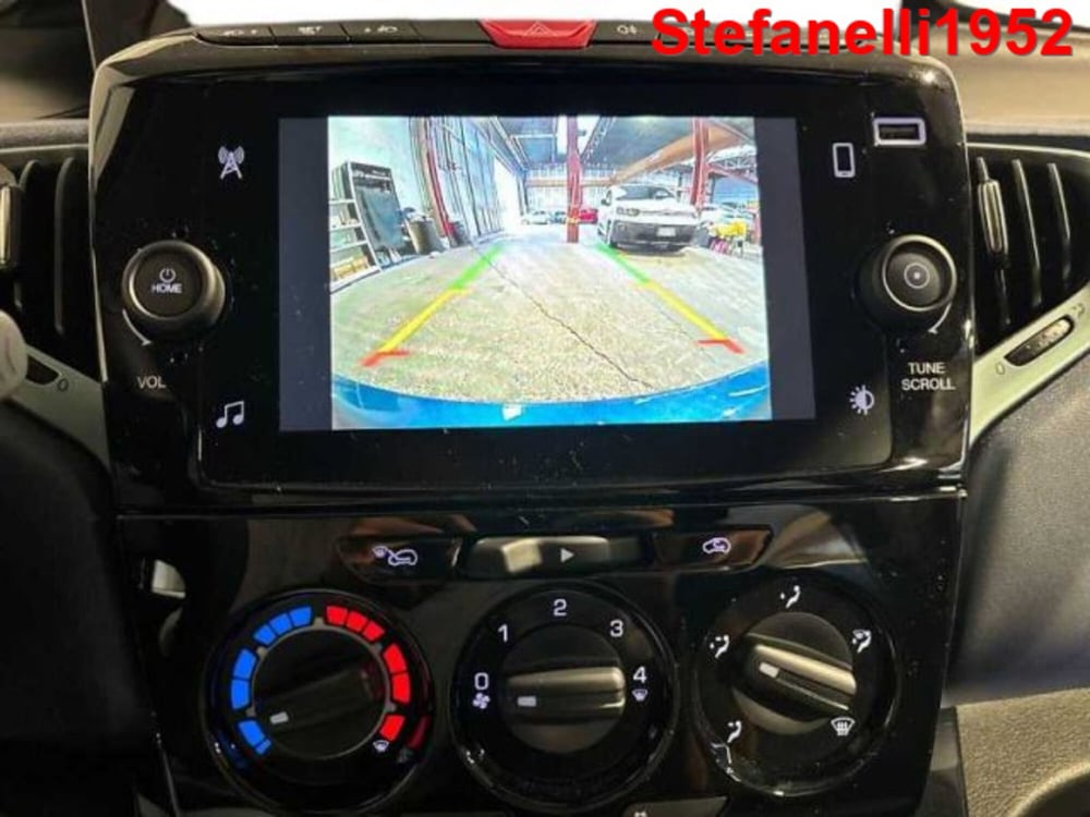 Lancia Ypsilon usata a Bologna (17)
