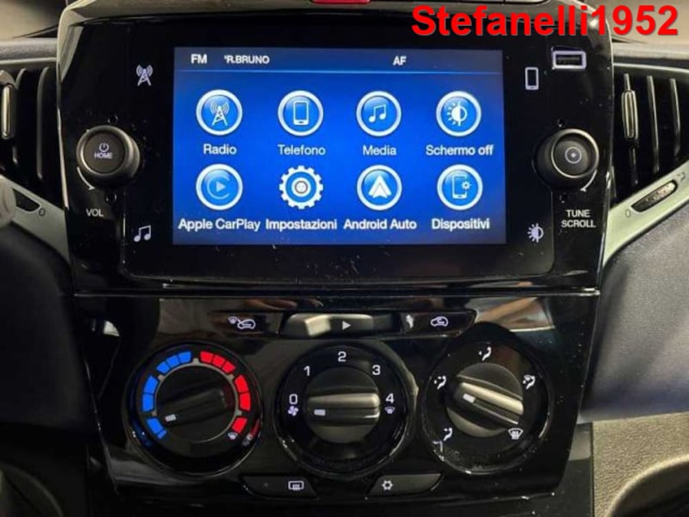 Lancia Ypsilon usata a Bologna (18)