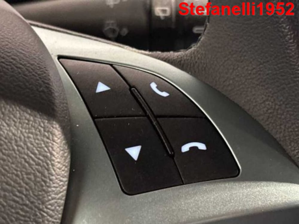 Lancia Ypsilon usata a Bologna (19)