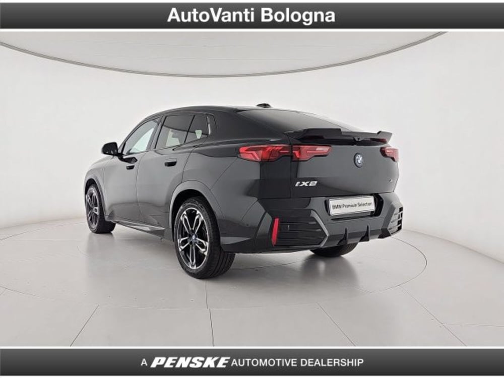 BMW iX2 usata a Bologna (4)