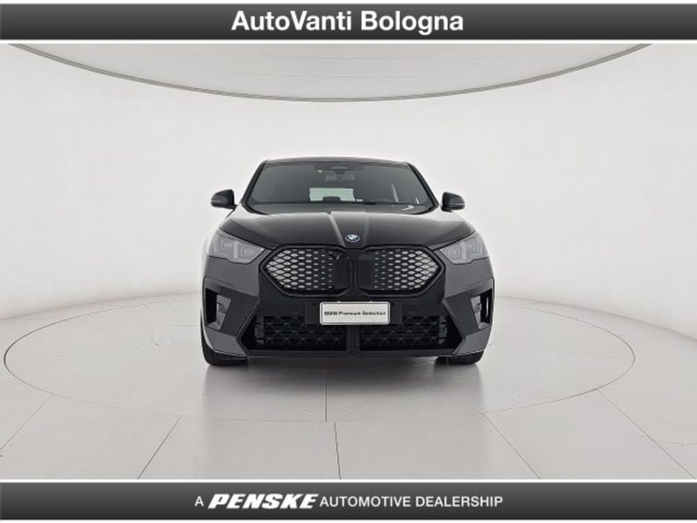 BMW iX2 usata a Bologna (8)