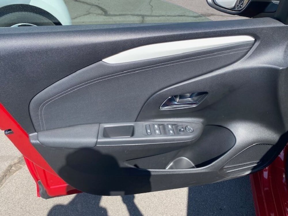Opel Corsa nuova a Catania (8)