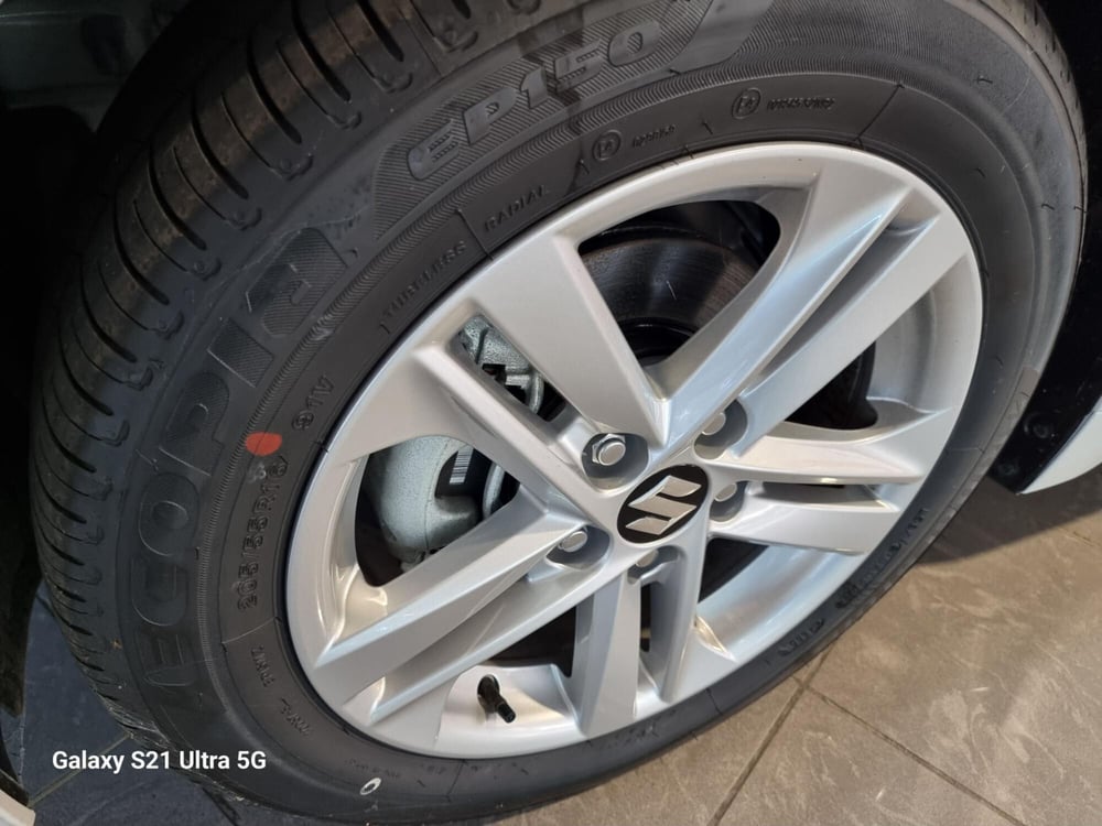Suzuki Swace nuova a Alessandria (4)