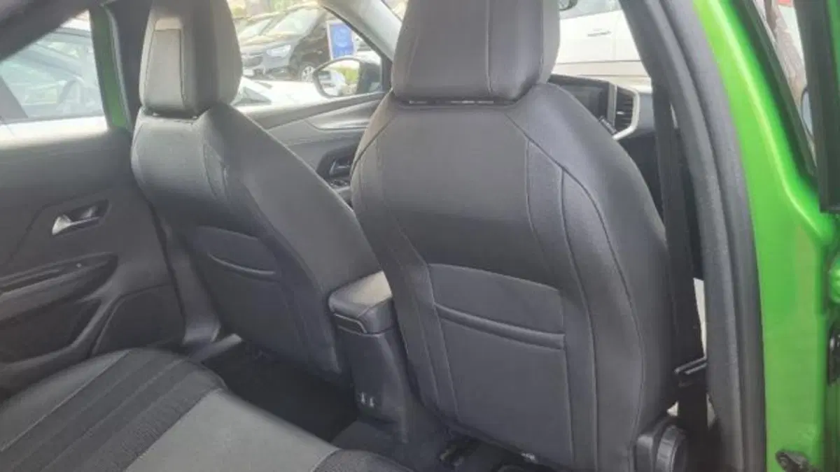 Opel Mokka usata a Savona (12)