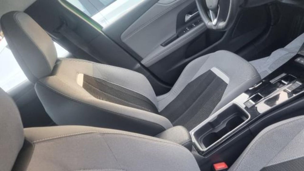 Opel Mokka usata a Savona (8)