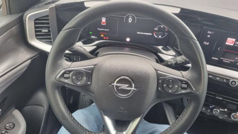 Opel Mokka usata a Savona (11)
