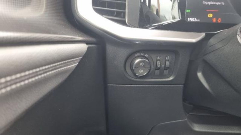 Opel Mokka usata a Savona (13)