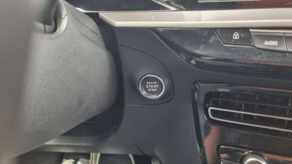 Opel Mokka usata a Savona (14)