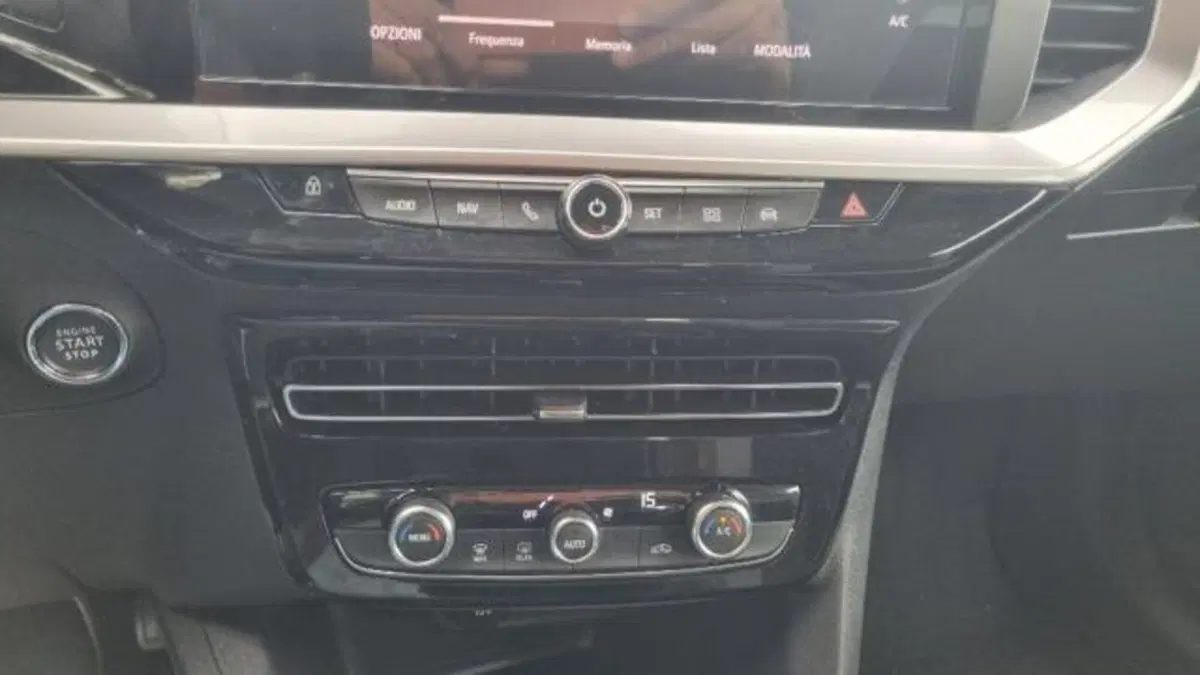 Opel Mokka usata a Savona (6)