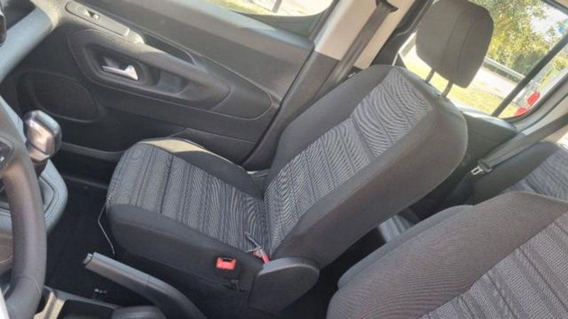 Opel Combo Life usata a Savona (12)