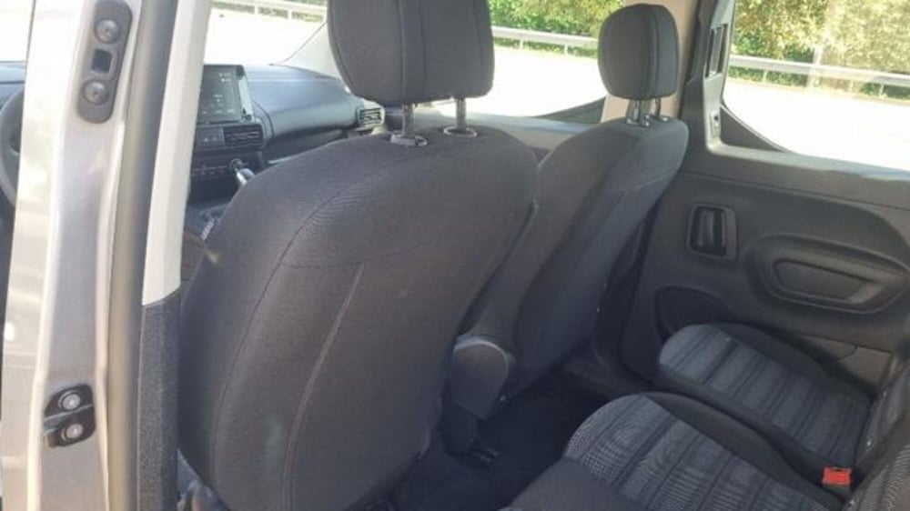 Opel Combo Life usata a Savona (16)
