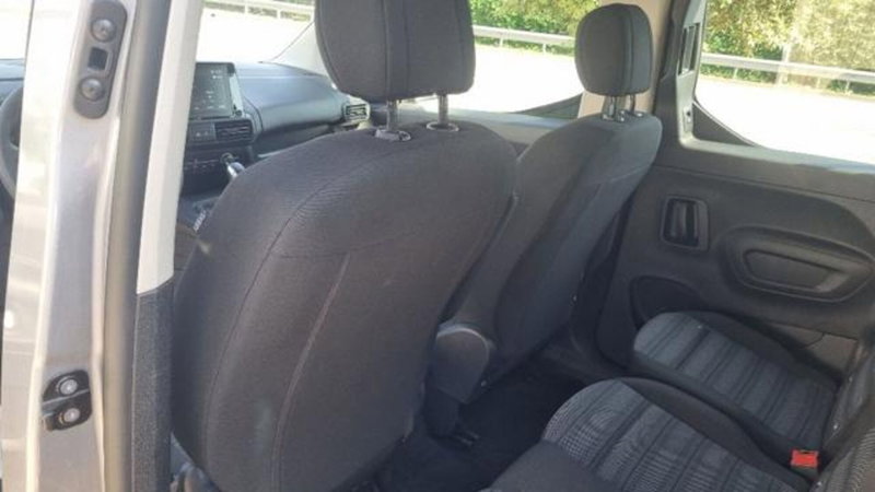 Opel Combo Life usata a Savona (16)