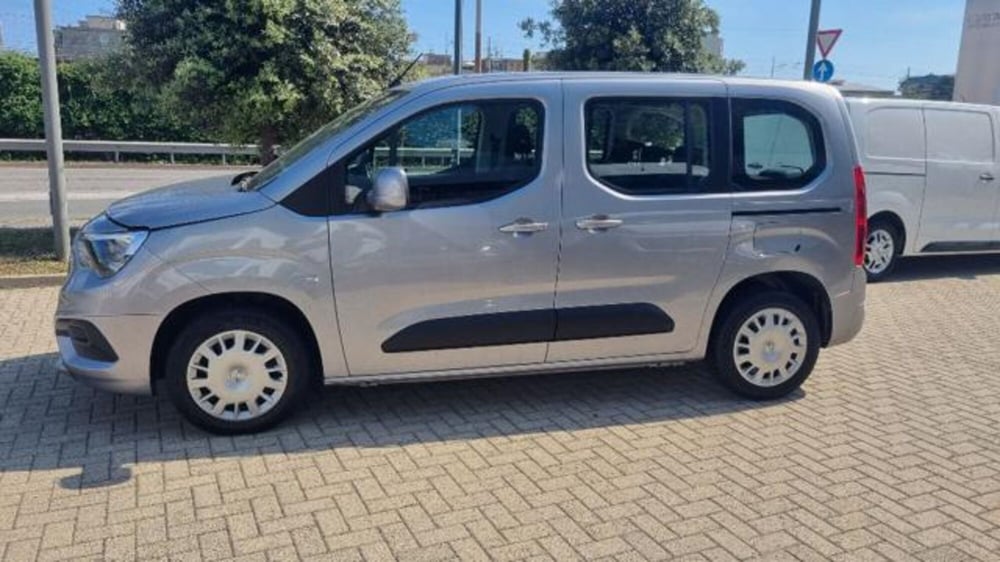 Opel Combo Life usata a Savona (17)