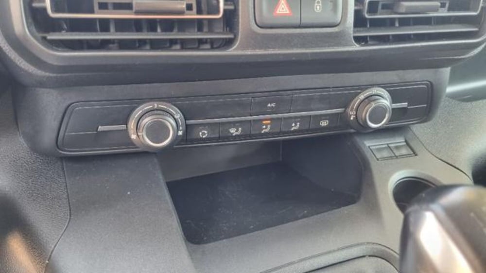 Opel Combo Life usata a Savona (9)