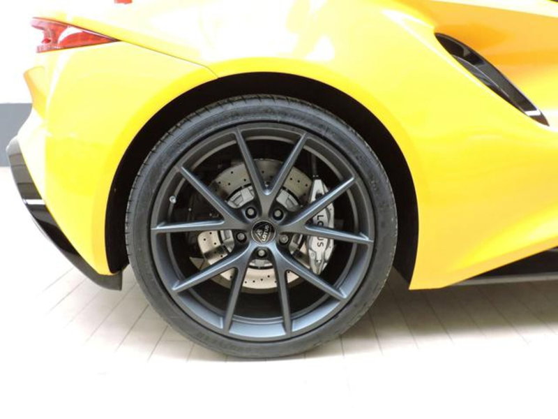 Lotus Emira usata a Firenze (7)
