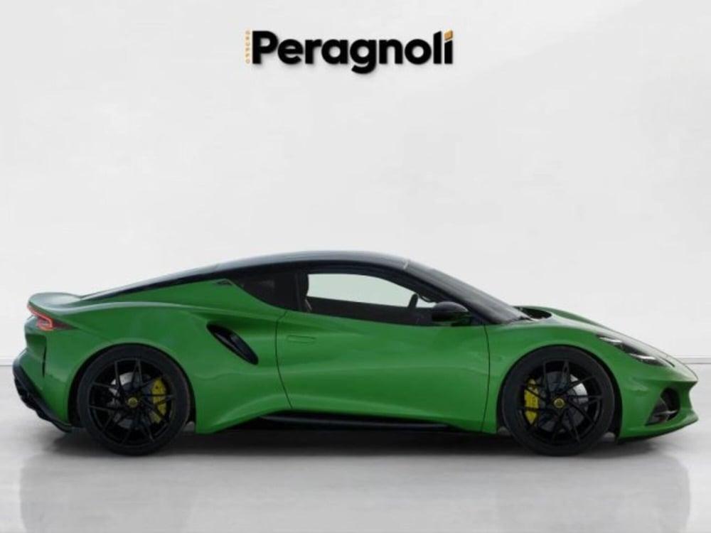 Lotus Emira nuova a Firenze (2)