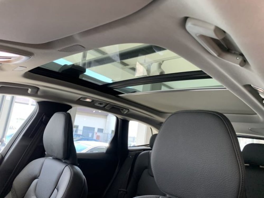 Volvo XC60 nuova a Firenze (11)