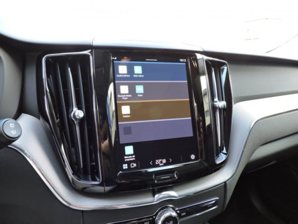 Volvo XC60 nuova a Firenze (15)