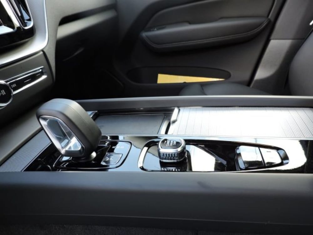 Volvo XC60 nuova a Firenze (20)