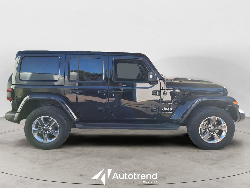 Jeep Wrangler Unlimited usata a Bari (4)