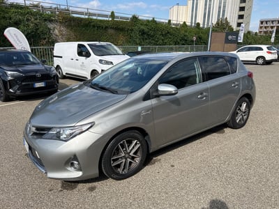 Toyota Auris 1.8 Hybrid Active Plus del 2014 usata a Piacenza