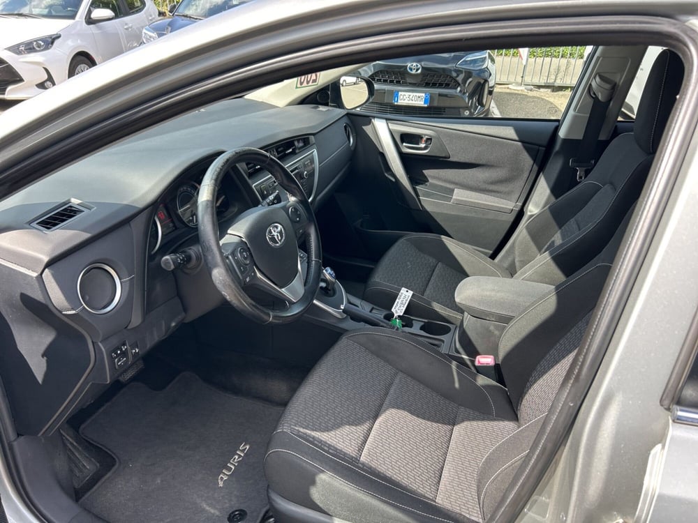 Toyota Auris usata a Piacenza (11)