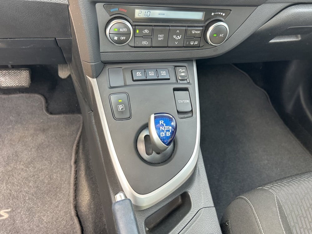 Toyota Auris usata a Piacenza (15)