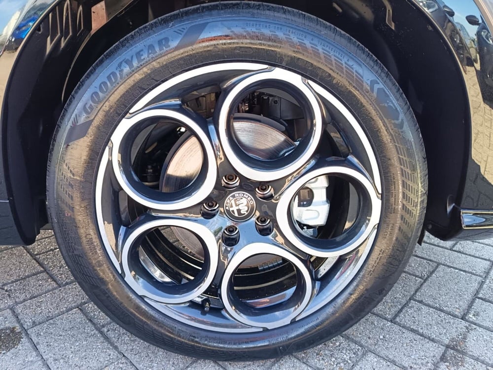 Alfa Romeo Tonale nuova a Alessandria (12)