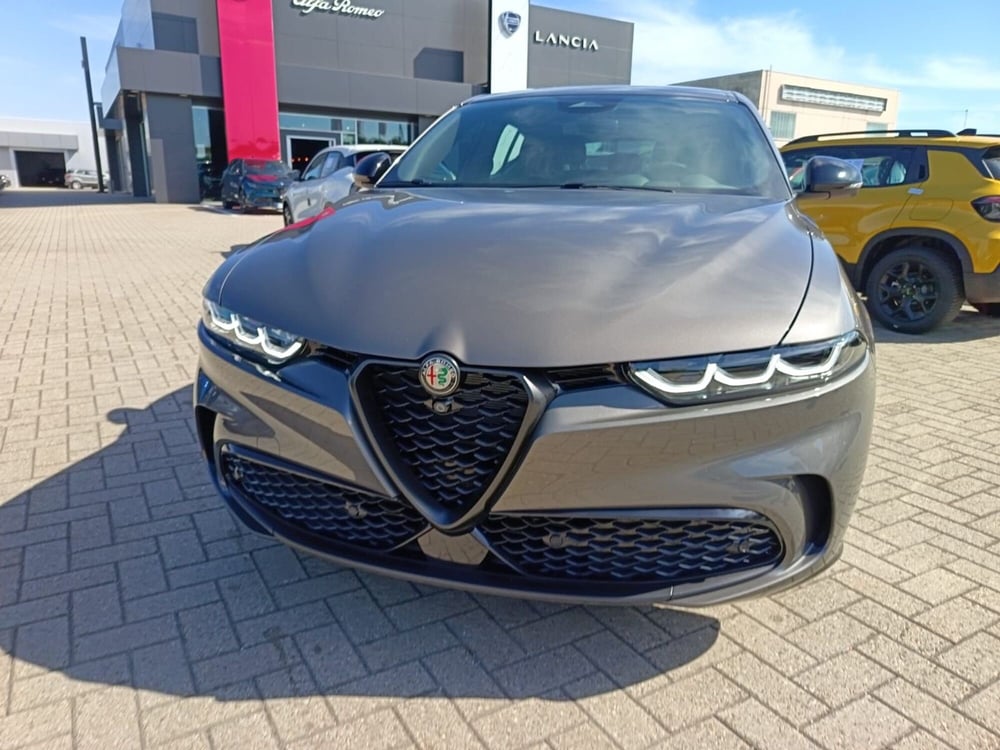Alfa Romeo Tonale nuova a Alessandria (2)