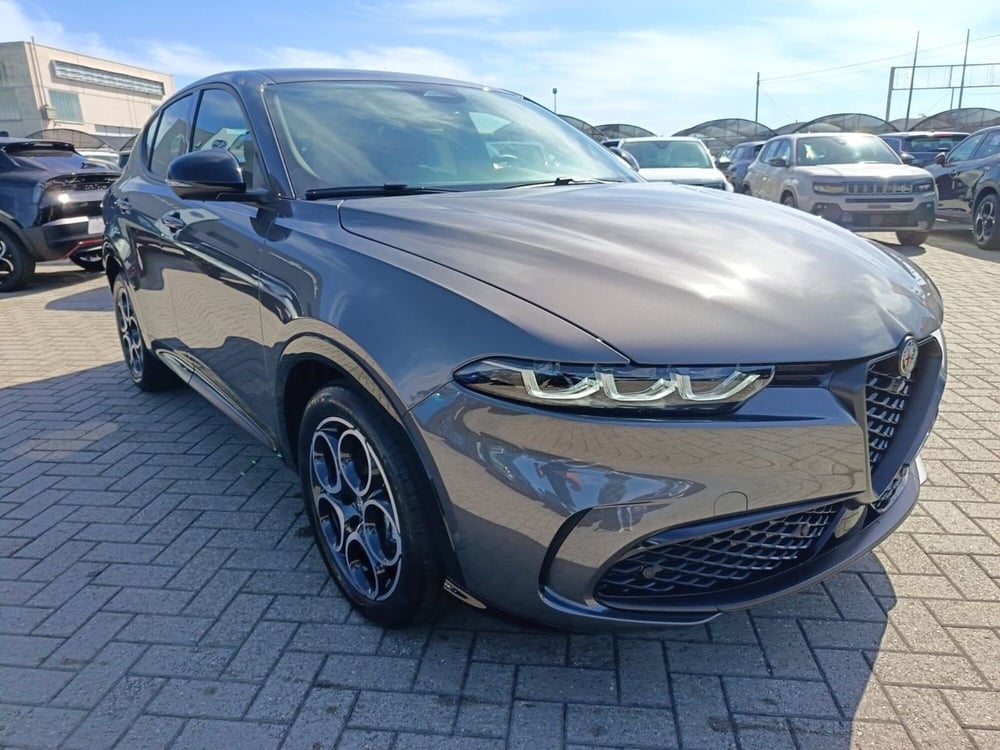 Alfa Romeo Tonale nuova a Alessandria (3)