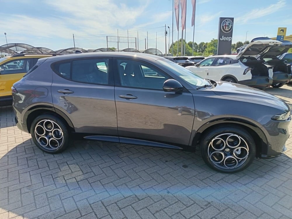 Alfa Romeo Tonale nuova a Alessandria (4)