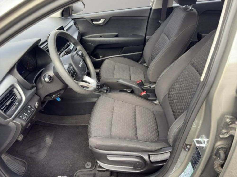Kia Rio usata a Perugia (9)