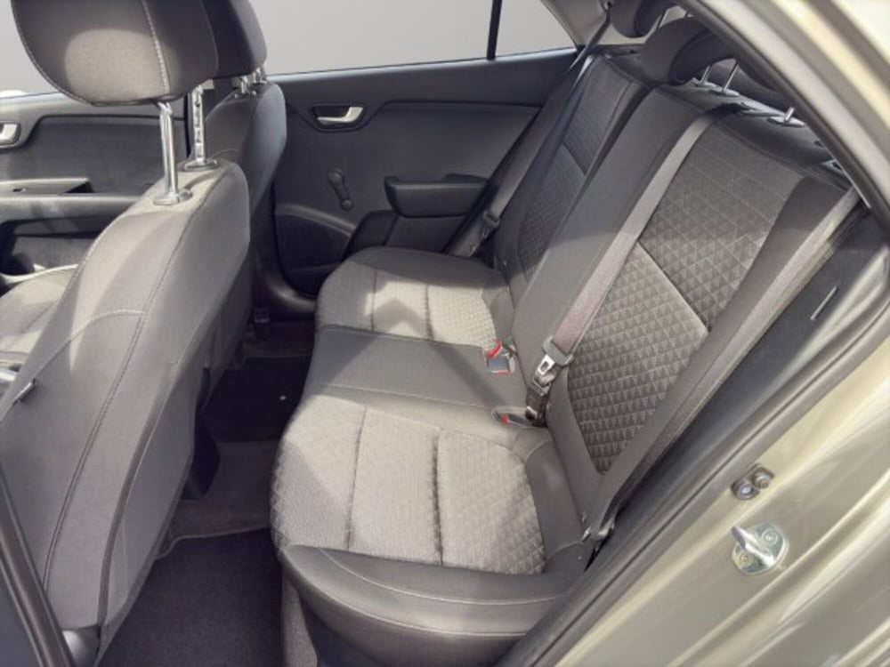 Kia Rio usata a Perugia (19)