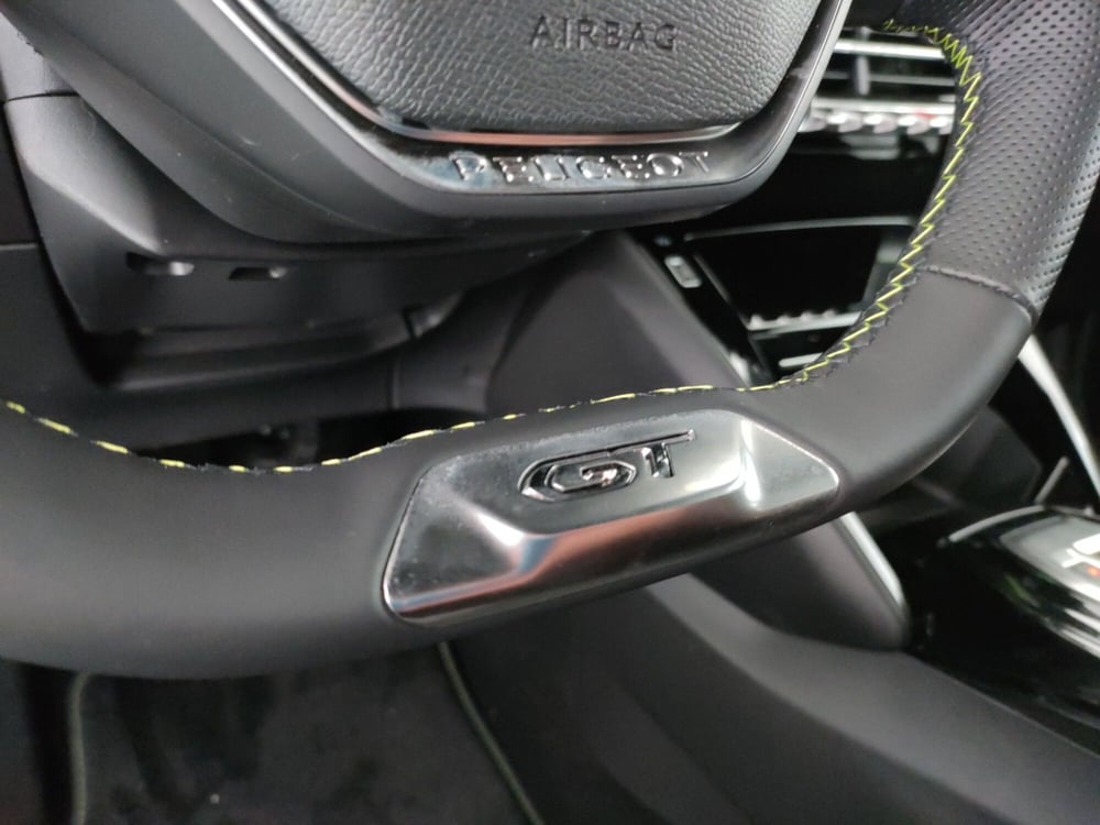 Peugeot 2008 usata a Caserta (19)