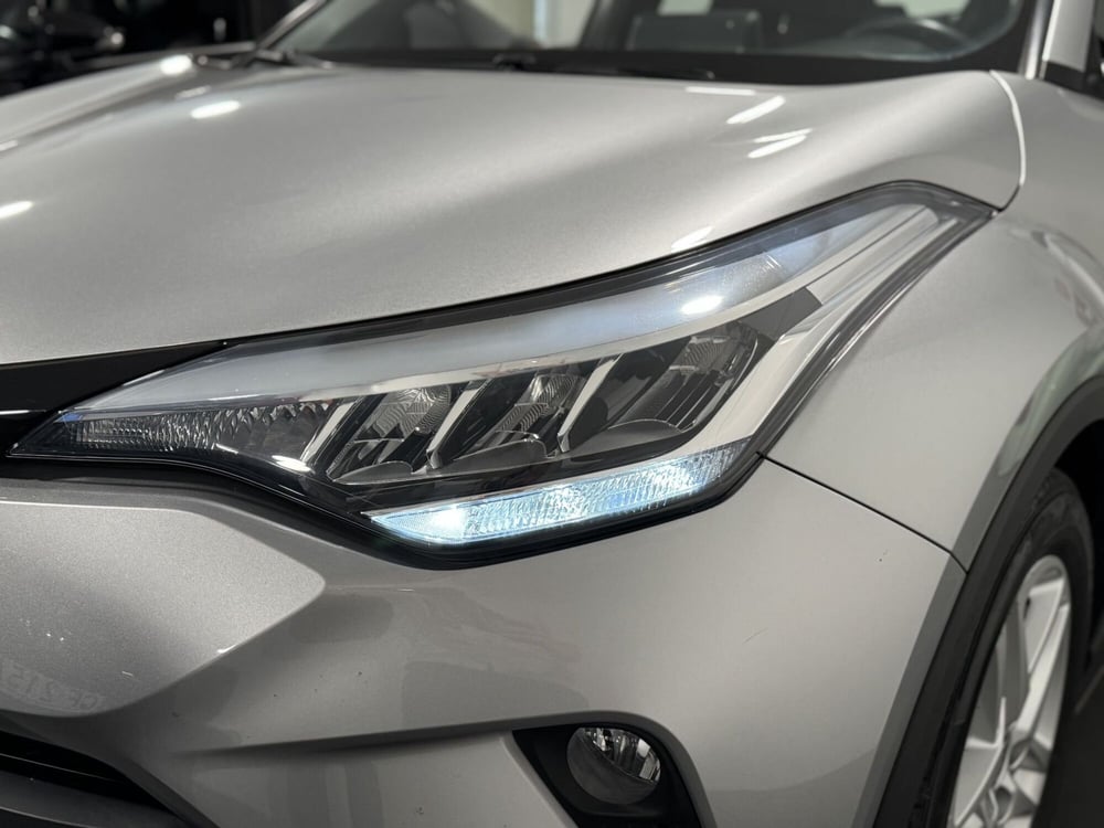 Toyota Toyota C-HR usata a Brescia (8)