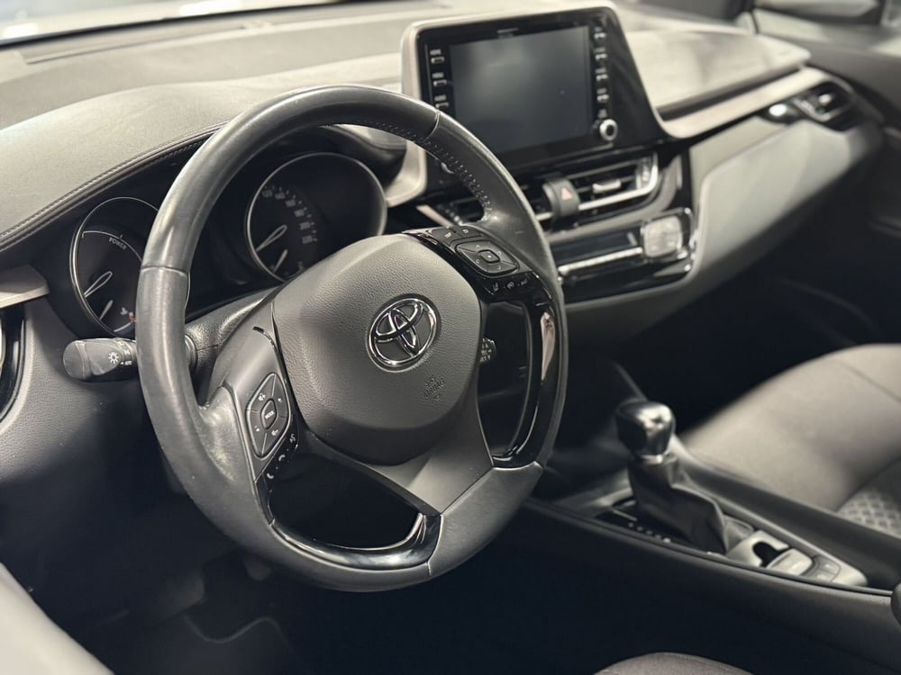 Toyota Toyota C-HR usata a Brescia (9)