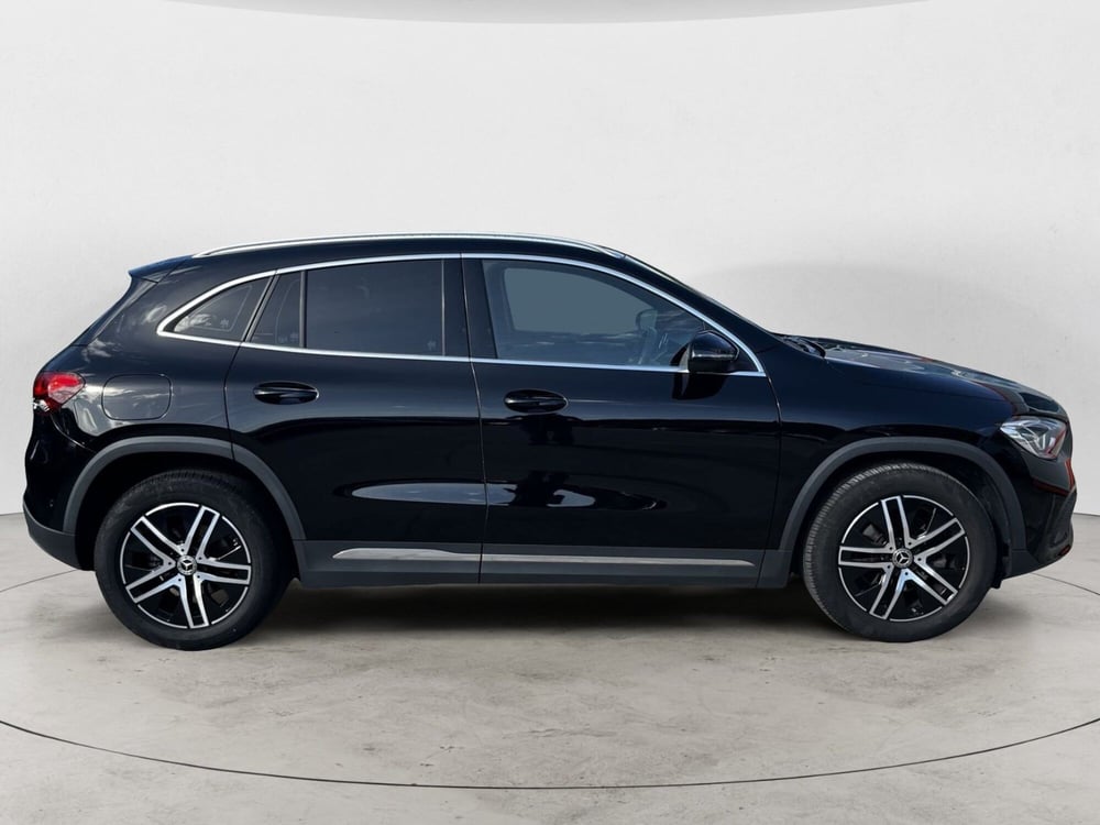 Mercedes-Benz GLA SUV usata  (5)
