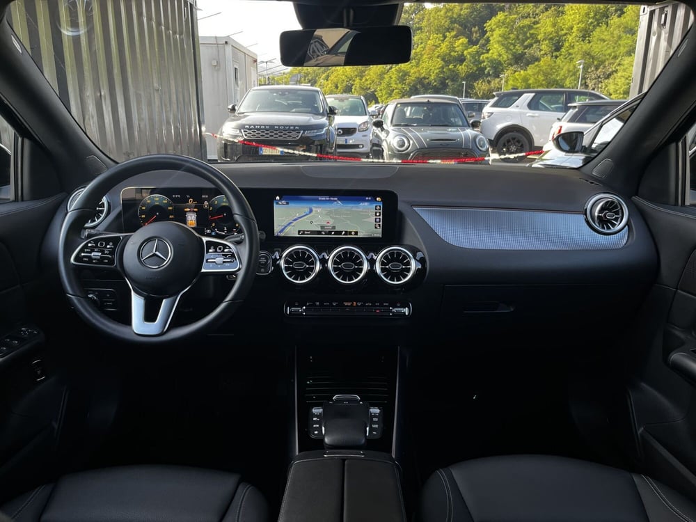 Mercedes-Benz GLA SUV usata  (8)