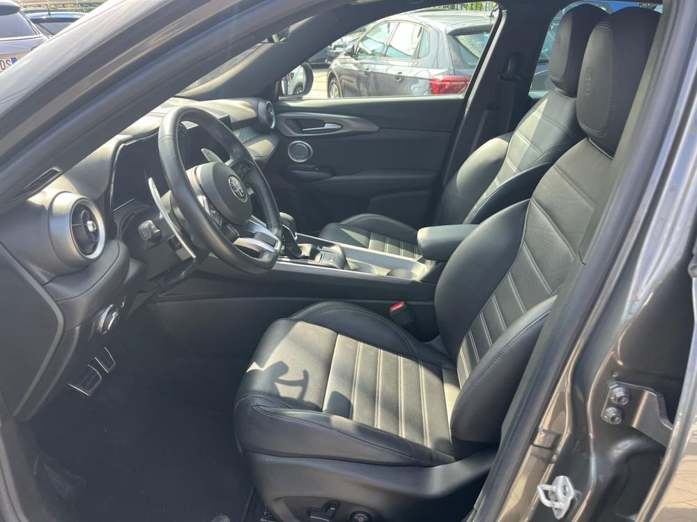 Alfa Romeo Tonale usata a Milano (12)