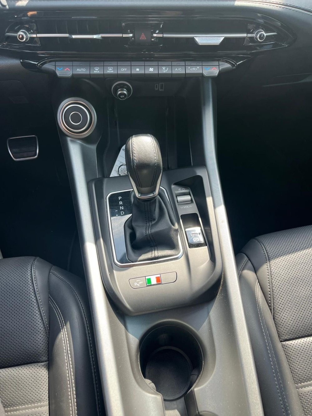 Alfa Romeo Tonale usata a Milano (19)