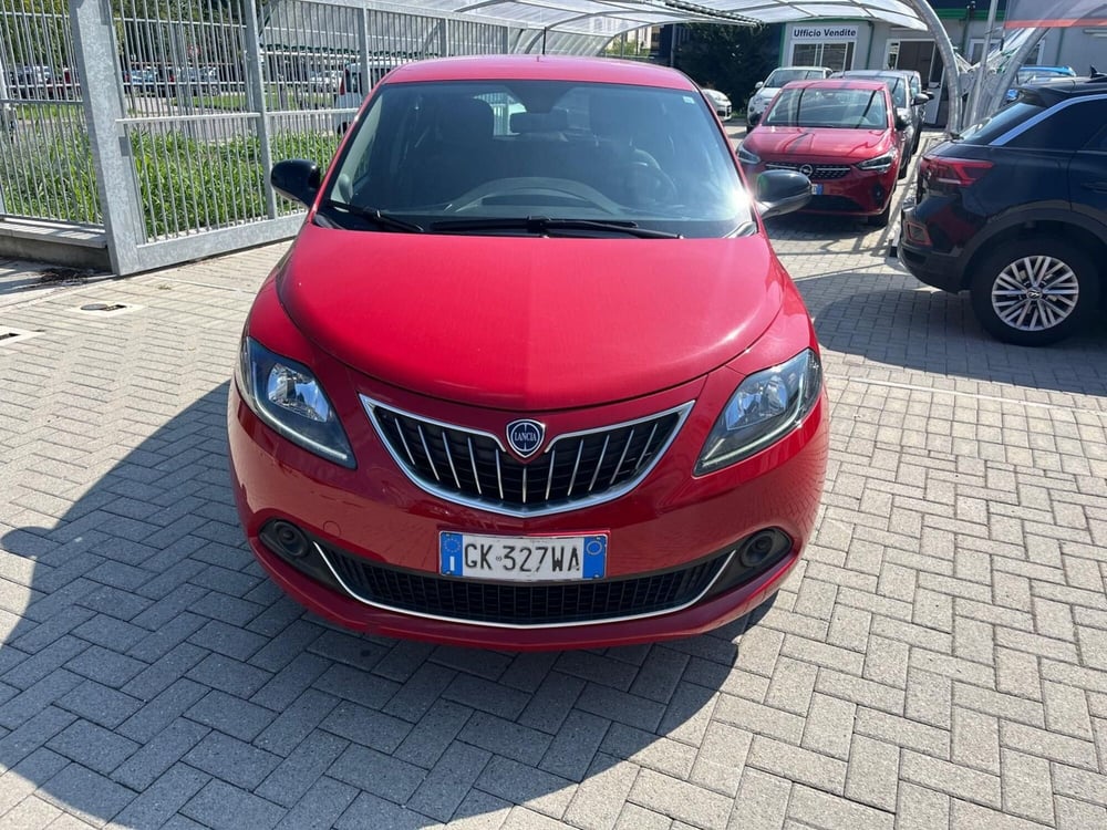 Lancia Ypsilon usata a Milano (2)